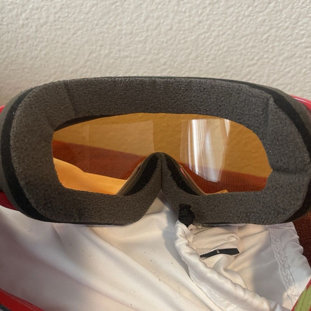 Oakley O-Frame Red, white, black Ski Snowboard Goggles - Picture 4 of 4
